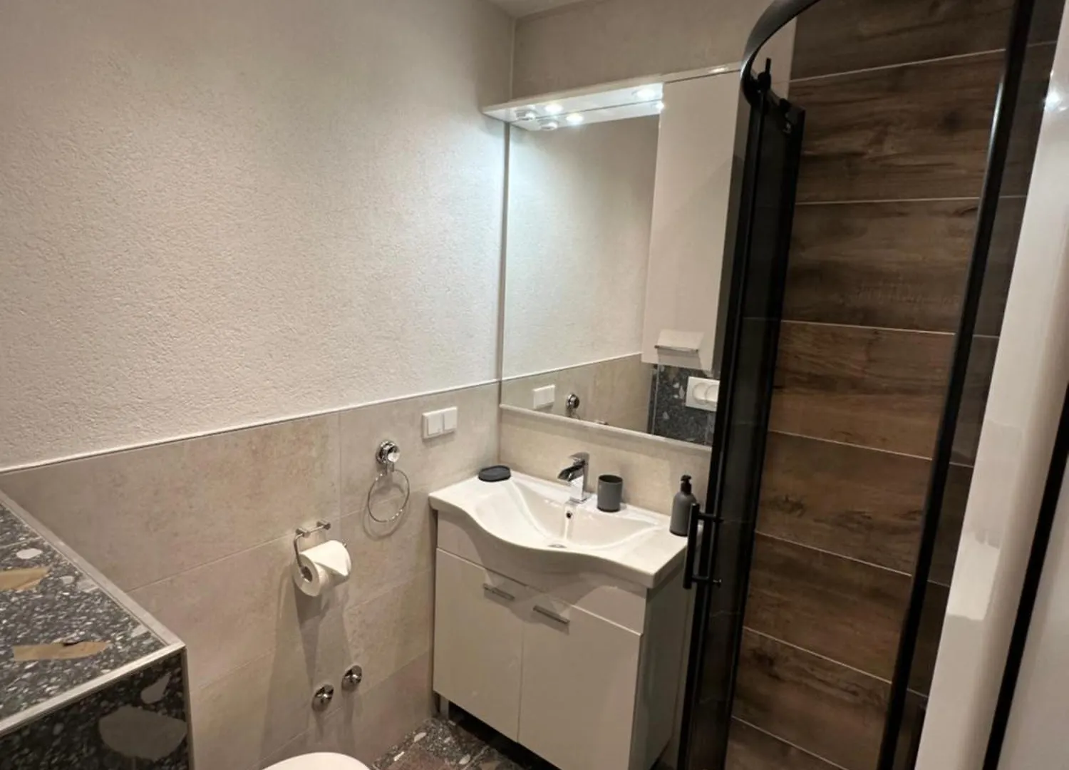Mm Villa, Strandnahe Villa Mit Pool & Whirlpool In Krusevo
