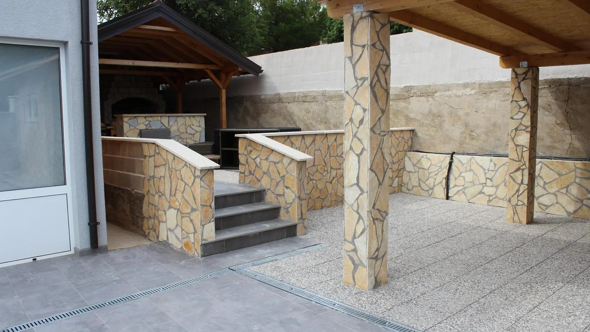 Mm Villa, Strandnahe Villa Mit Pool & Whirlpool In Krusevo